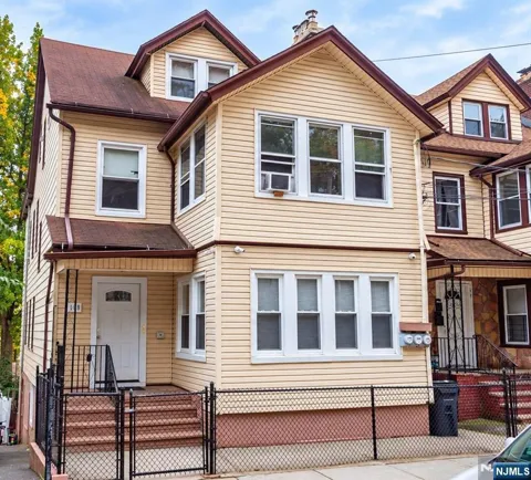 169 Woodside Avenue
