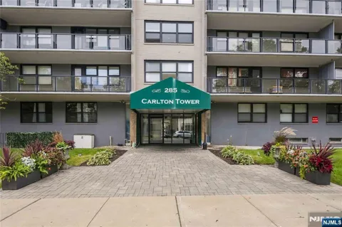 285 Aycrigg Avenue 12G