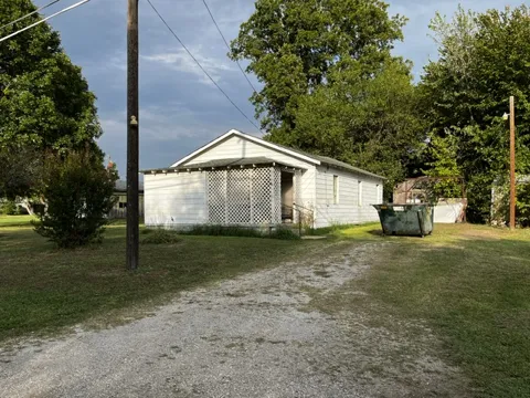 926 Boudinot Avenue