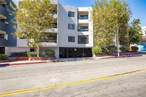 1037 Vista