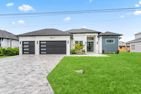 3611 SW 4th Lane
