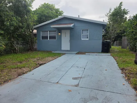 2131 NW 26TH AVENUE