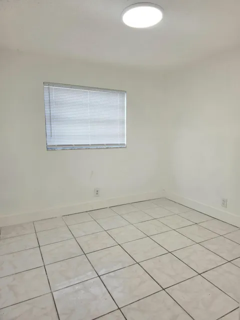 2131 NW 26TH AVENUE