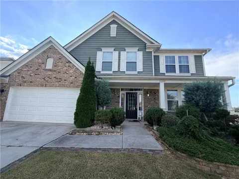 1590 Hillcrest Drive