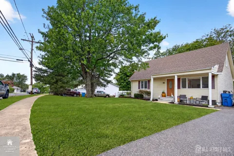 56 Rhode Island Drive
