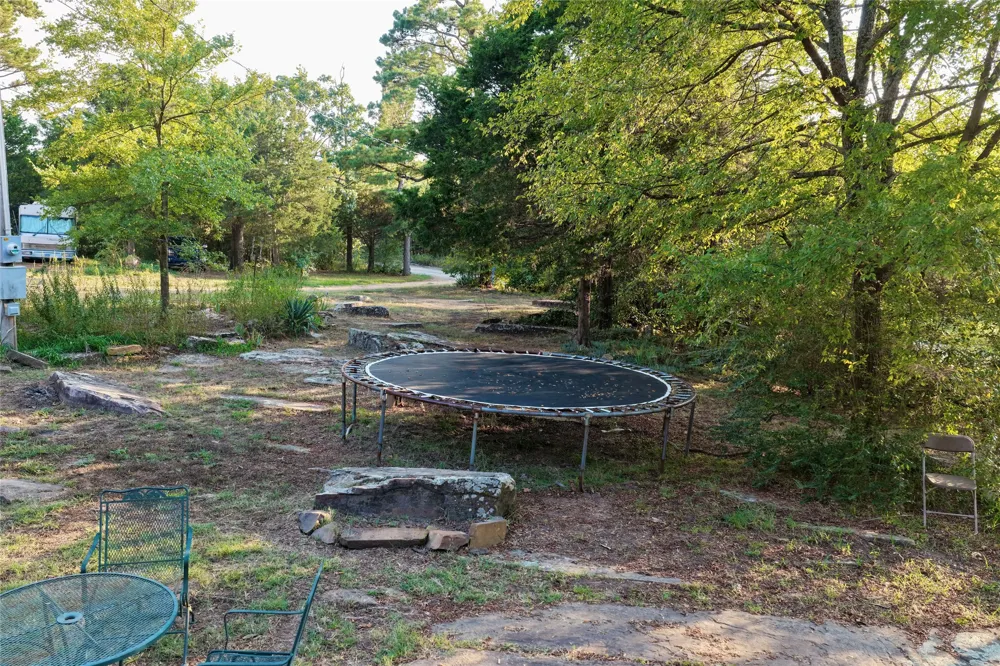 108 Patricia Eufaula, OK 74432