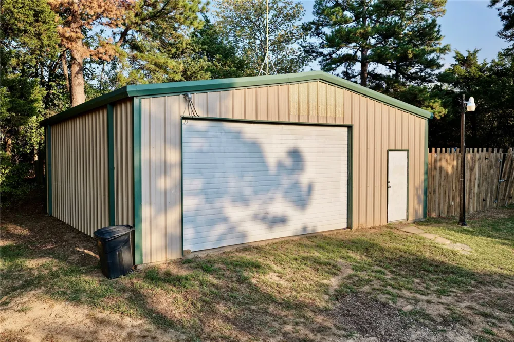 108 Patricia Eufaula, OK 74432