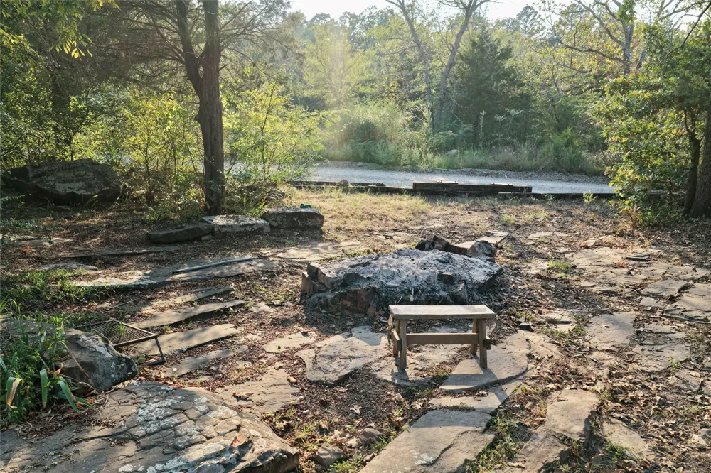 108 Patricia Eufaula, OK 74432