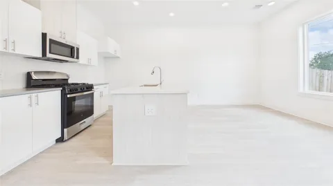 9628 Habitat Street