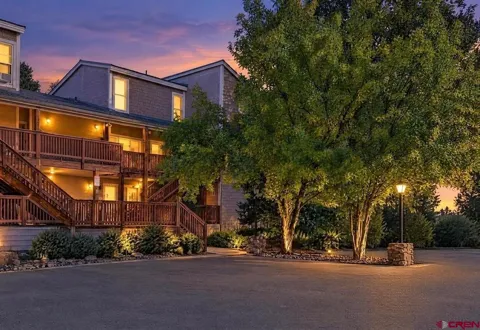 89 Valley View Drive #3199 & 3200