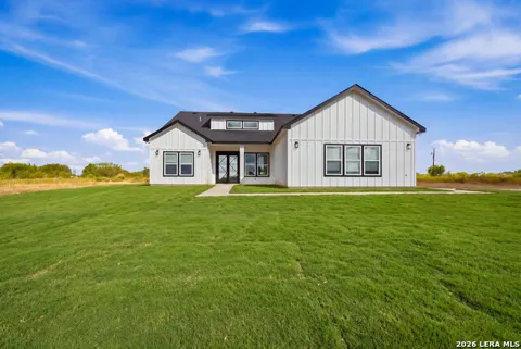 553 County Road 422