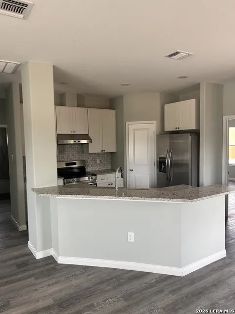 604 Mustang Circle