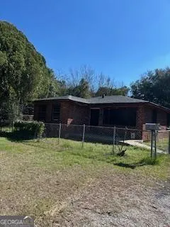 534 Robert Henry ST