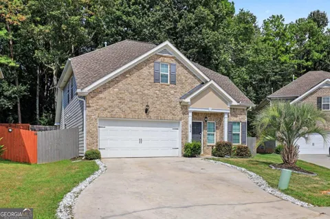 572 Sprayberry DR