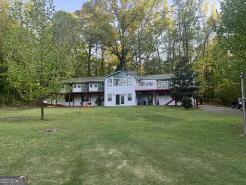 2316 Emerald DR