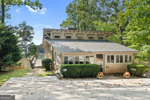 6442 Ford RD