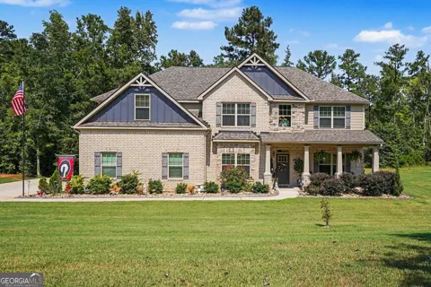 451 Homestead CIR