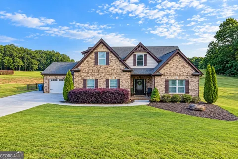 47 Emmaline LN