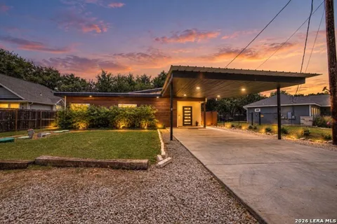 1630 Canyon Edge