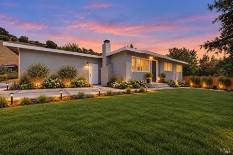 2 Rita Court