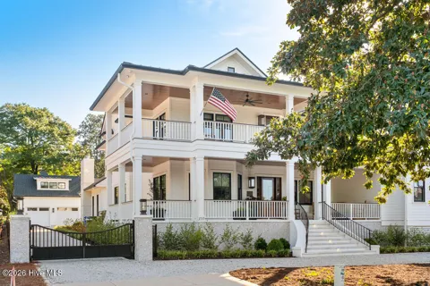 2533 Shandy Lane