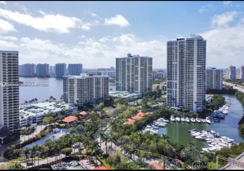 3600 MYSTIC POINTE DRIVE #1202