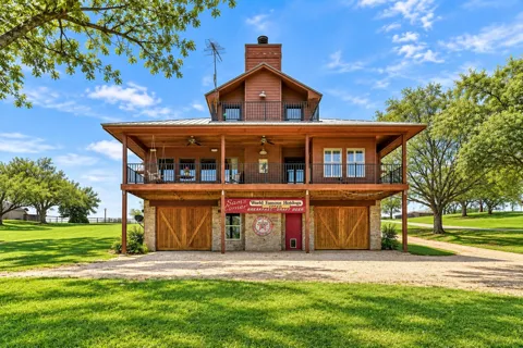 398 Redbird Lane