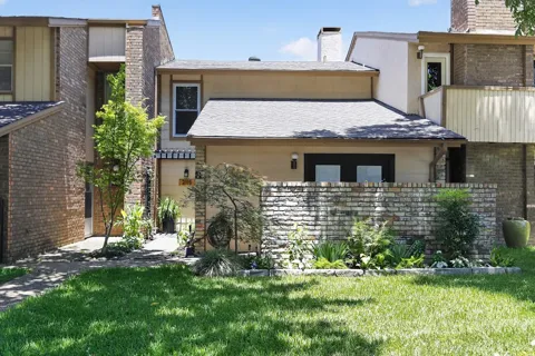 2115 Warnford Place