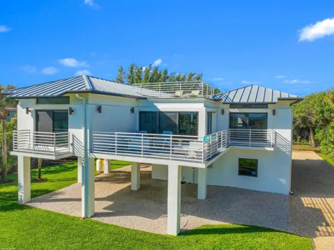 116 BEACH ROAD