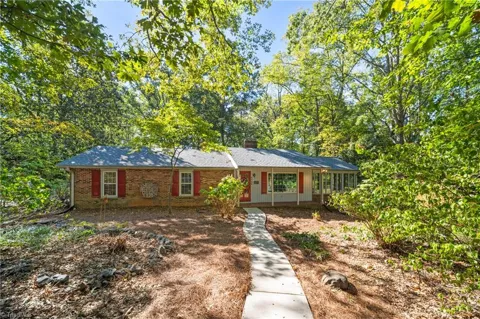 6700 Skylark Road