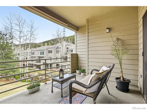 722 Ridgeside Drive