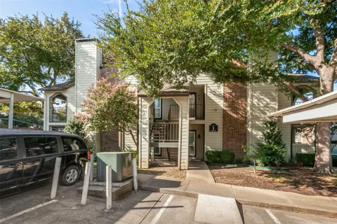 5981 Arapaho Road #103