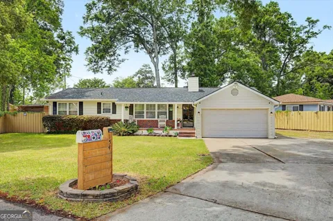 154 Azalea AVE