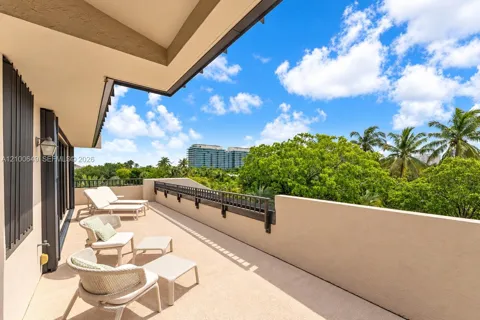151 Crandon Blvd #310