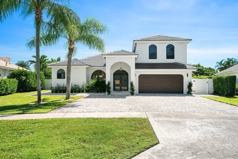 7548 Fairway Trail
