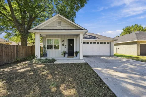 218 Rousseau Street