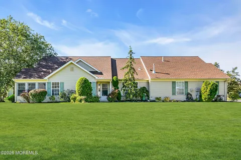 11 Ivy Hill Road