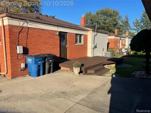 29901 Ann Arbor Trail Trail