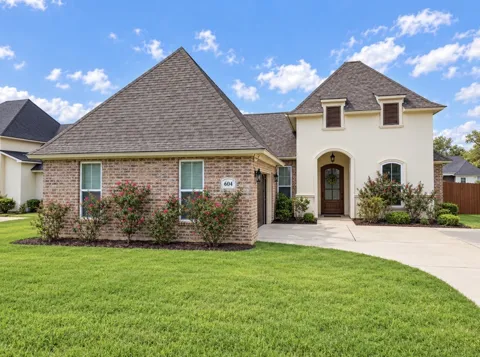 604 Stockbridge Lane