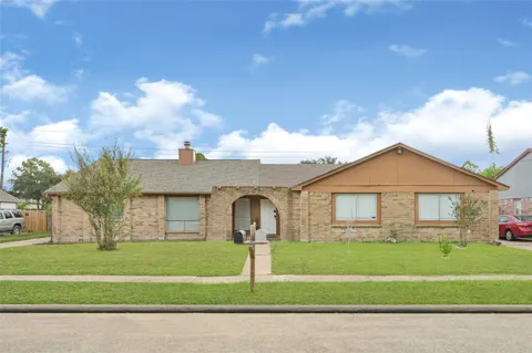 19527 Lazy Valley Drive