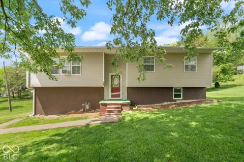 1081 E Smith Circle