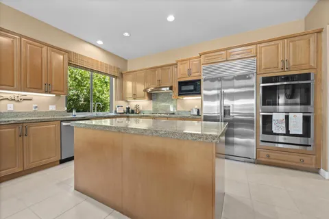 49615 Rancho San Francisquito