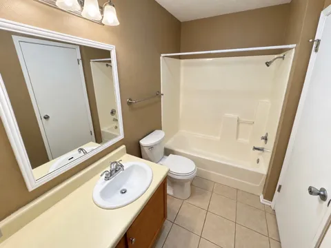 3636 Greenacres Place Drive