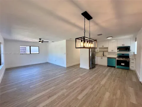 1150 NW 116th Ter