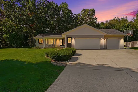 14314 Sunview Drive
