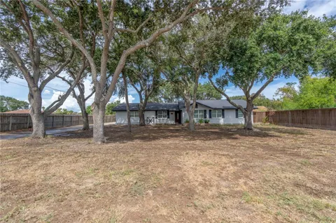 442 Oakdale Drive