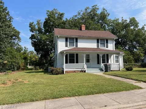 636 Lindsey Street