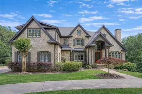 6226 Random Winds Bluff