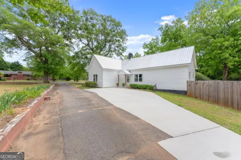1519 New Hope Church RD