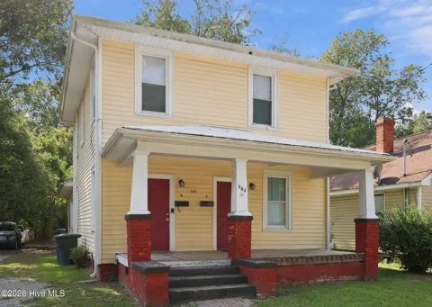 303 Paris Avenue #B